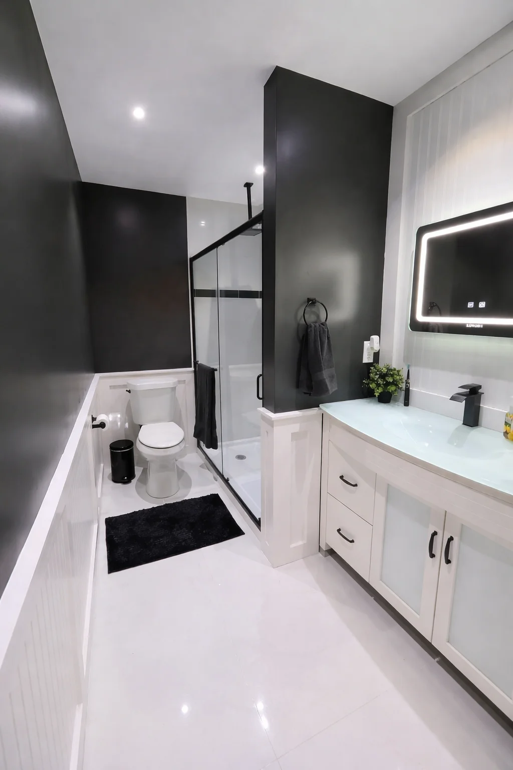 Damage restoration Cleveland Ohio – before