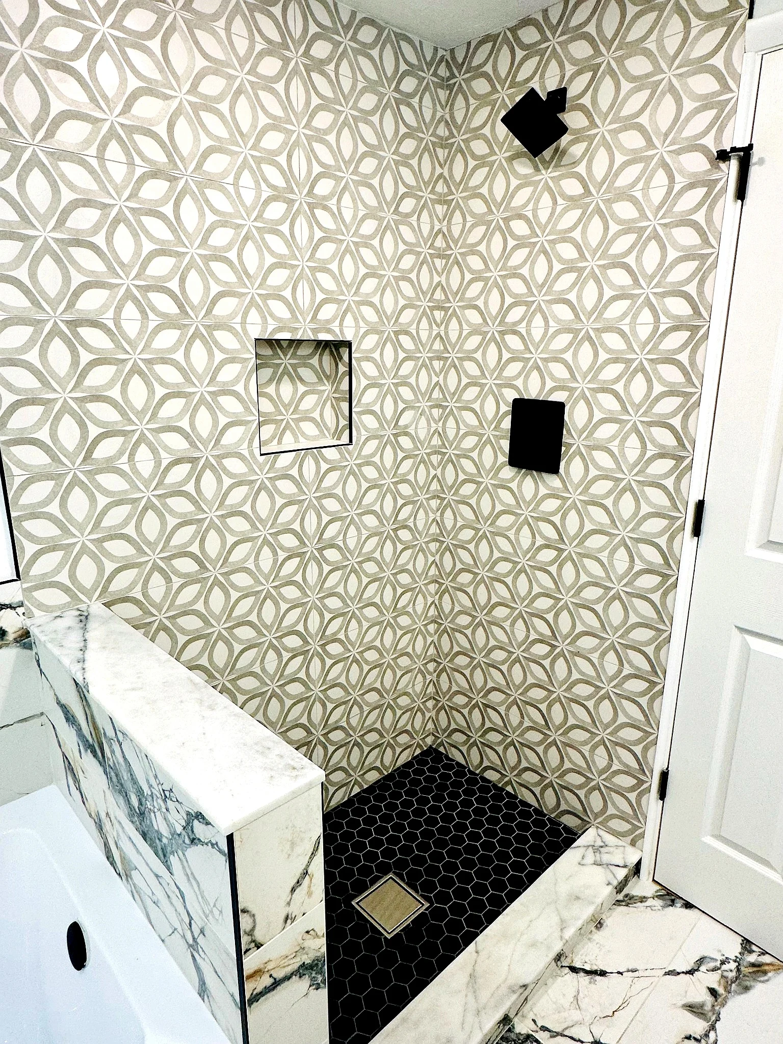 Bathroom remodeling project – Rocky River, OH